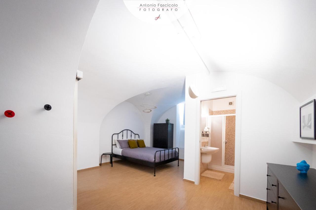 Antica Dimora Lombardi 2 Apartment Bari Ngoại thất bức ảnh