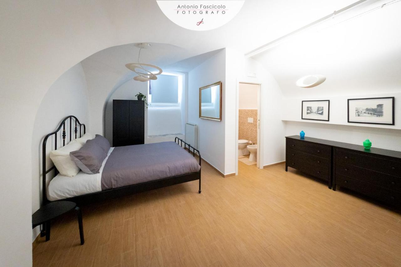 Antica Dimora Lombardi 2 Apartment Bari Ngoại thất bức ảnh